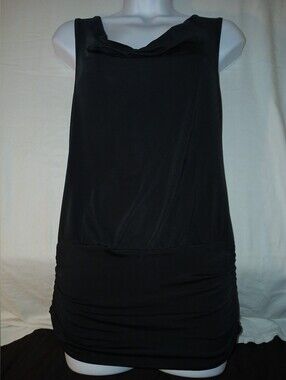 Pre-loved Women's Classic Black Sleeveless Shift Dress.